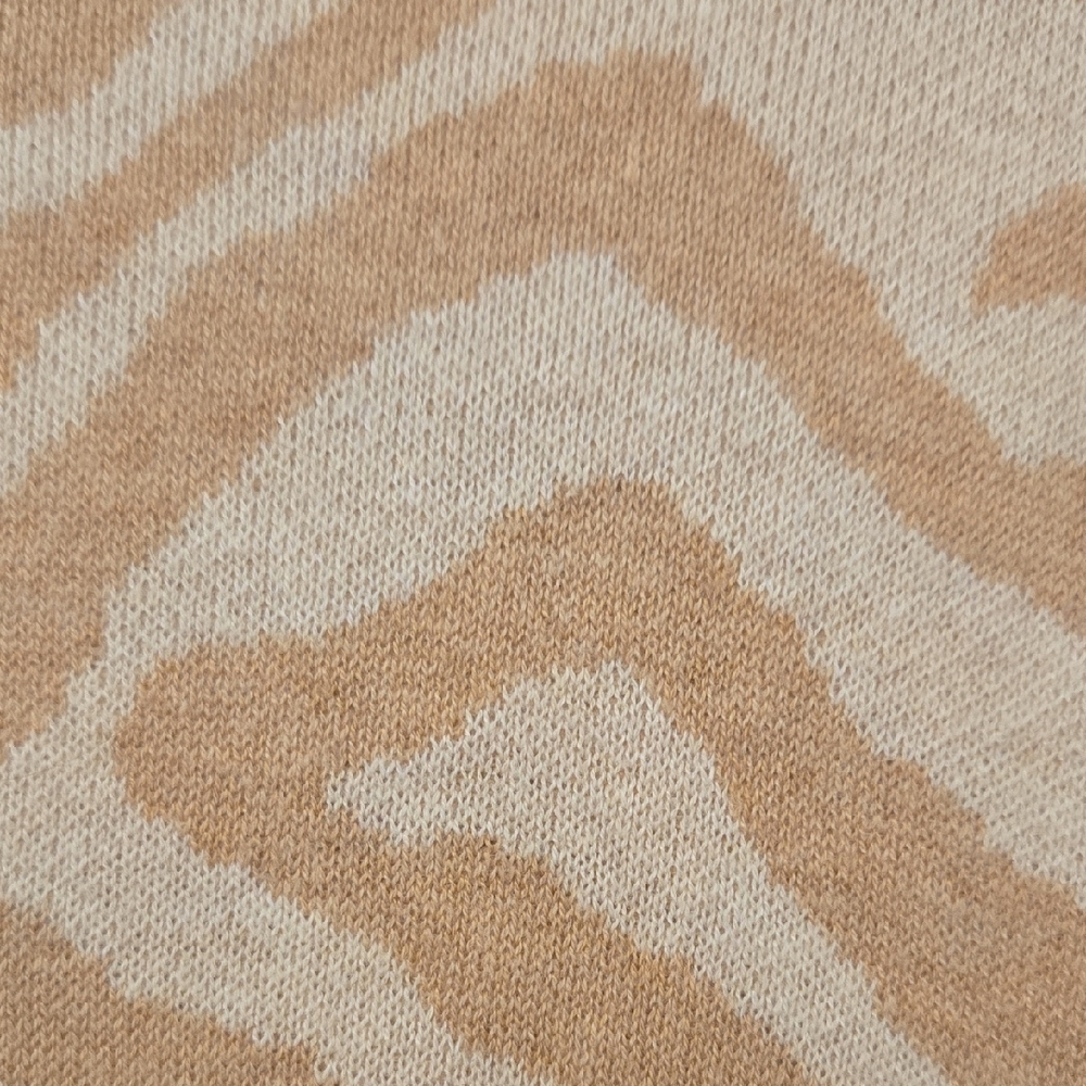 A New Day Size L Stylish Zebra Patterned Tan Sweater - Picture 4 of 5